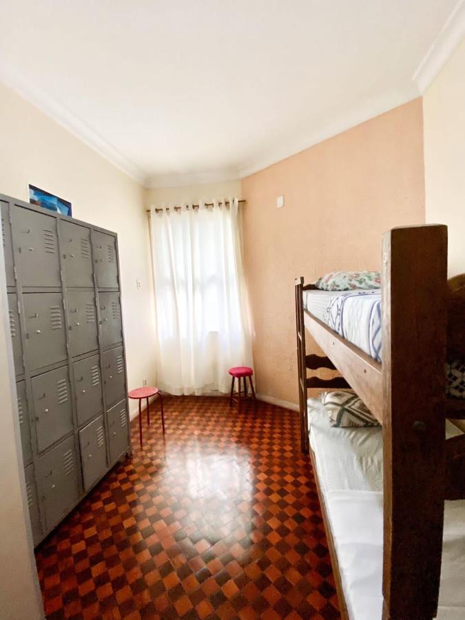 Rio Guesthouse - Um Quarteirao Da Praia De Copacabana Рио-де-Жанейро Экстерьер фото