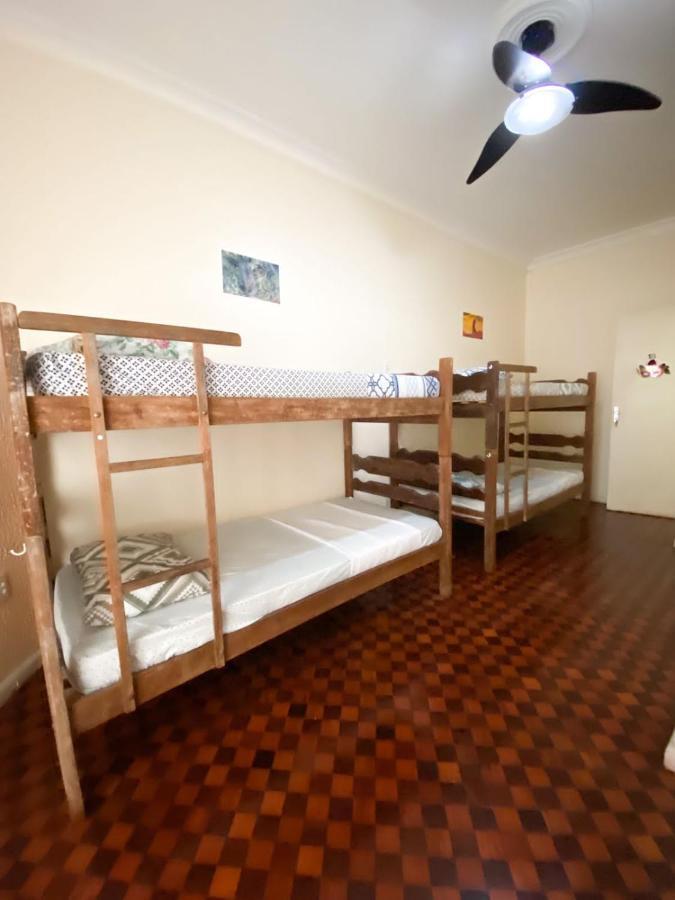 Rio Guesthouse - Um Quarteirao Da Praia De Copacabana Рио-де-Жанейро Экстерьер фото