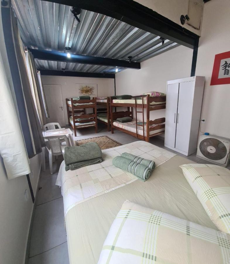 Rio Guesthouse - Um Quarteirao Da Praia De Copacabana Рио-де-Жанейро Экстерьер фото
