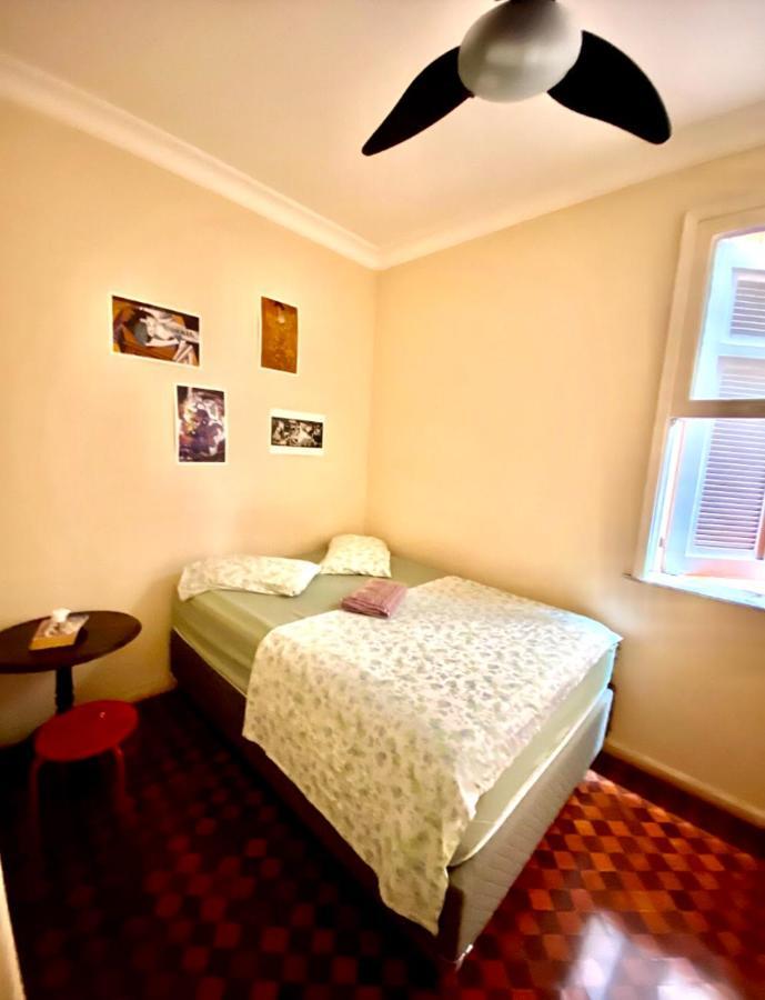 Rio Guesthouse - Um Quarteirao Da Praia De Copacabana Рио-де-Жанейро Экстерьер фото