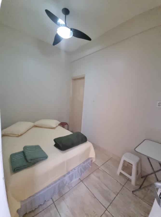 Rio Guesthouse - Um Quarteirao Da Praia De Copacabana Рио-де-Жанейро Экстерьер фото